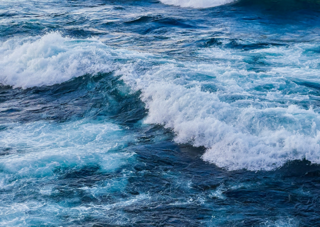 시원한 파도 사진